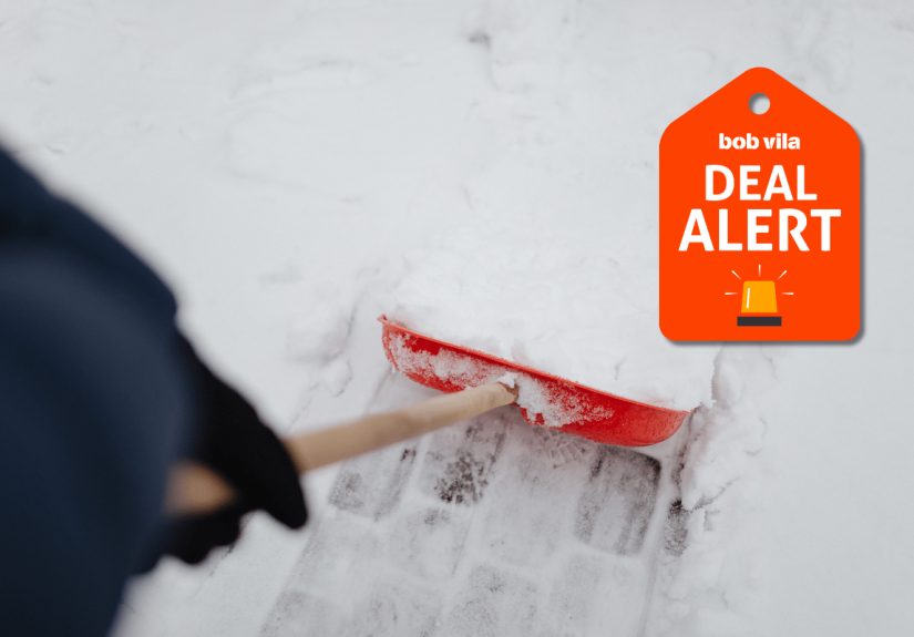 Amazon Snow Shovel Deals Start at $16.99 Ahead of Black Friday