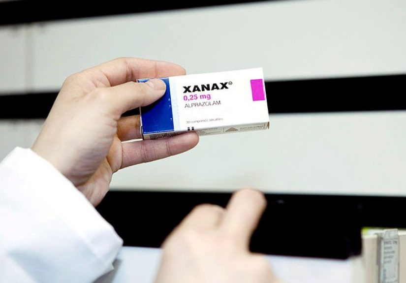 How long does Xanax last in your system? Withdrawal and more