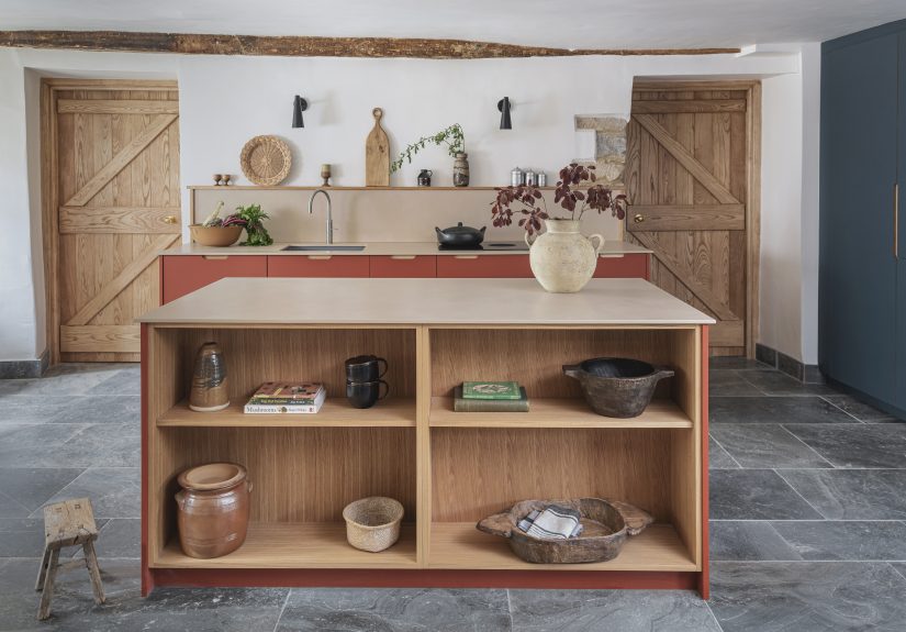 Inside a Medieval English Home With a Colorful, New Kitchen