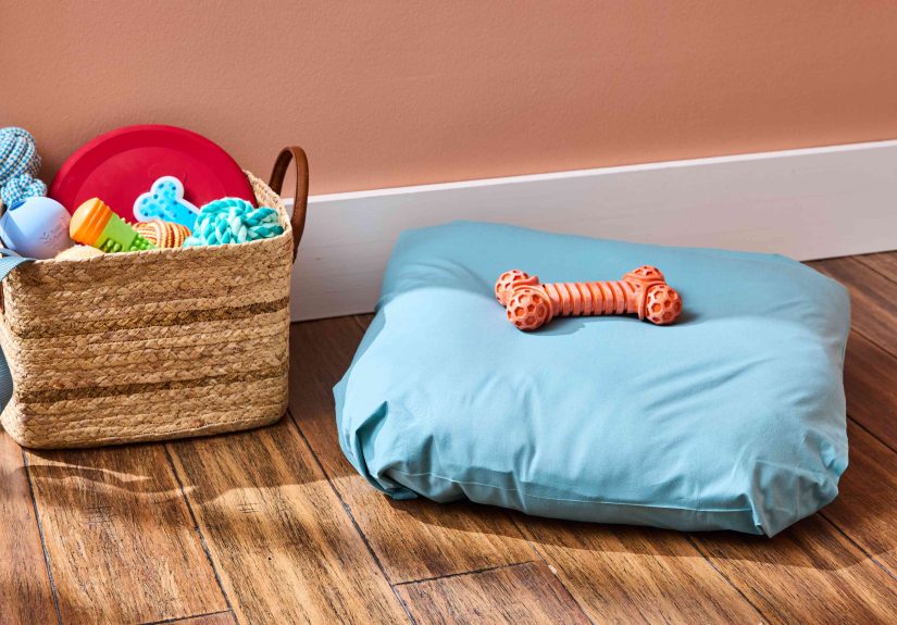 5 Genius Ways to Reuse Old Pillowcases