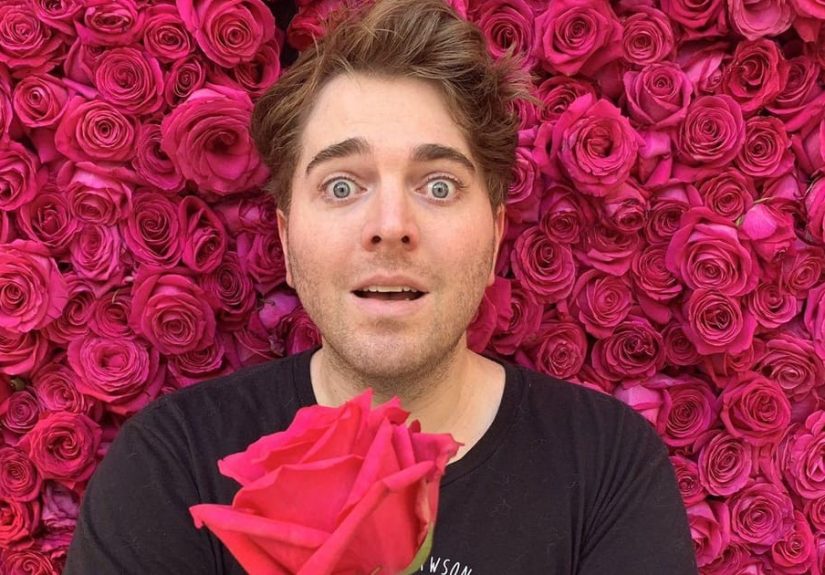 Famous YouTubers Who Are Cancers