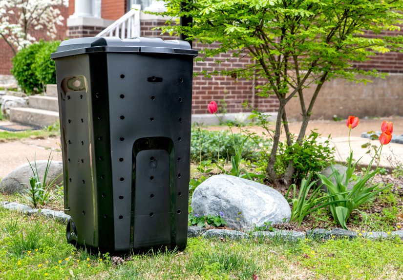 Make This Super-Easy DIY Compost Bin in a Flash