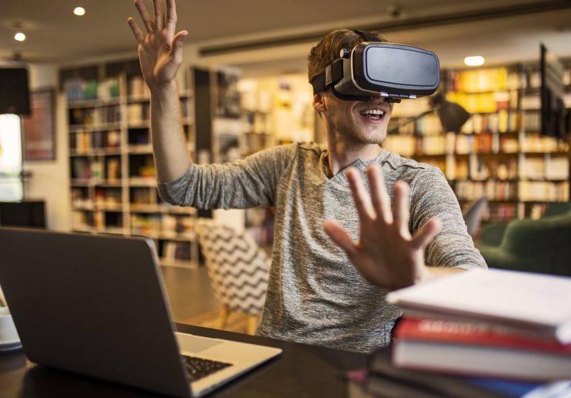 Reviving Wonder: How a Sense of Awe Enhances Lifelong Learning in Online Higher Education - Faculty Focus