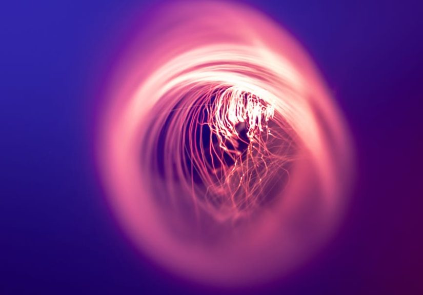 Scientists Built a Radical Information Engine That Harnesses Molecular Energy