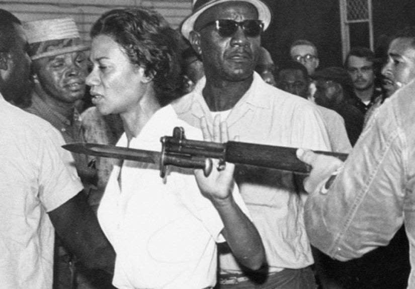 10 Amazing Acts Of Defiance Throughout History