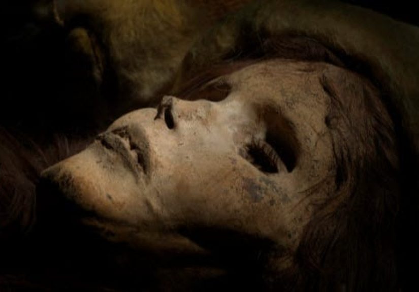 10 Cities Of The Dead And Their Buried Secrets