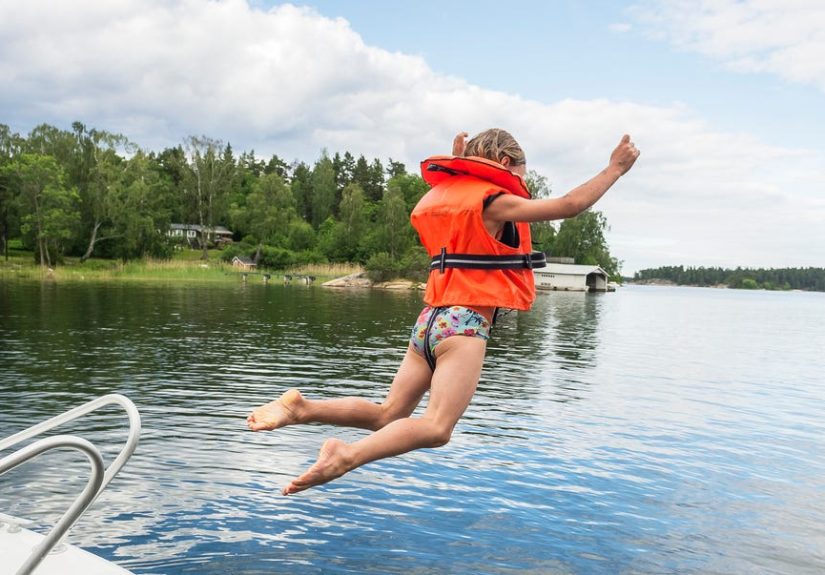 Best Kids’ Life Jackets for Summer Safety: Expert-Approved Picks