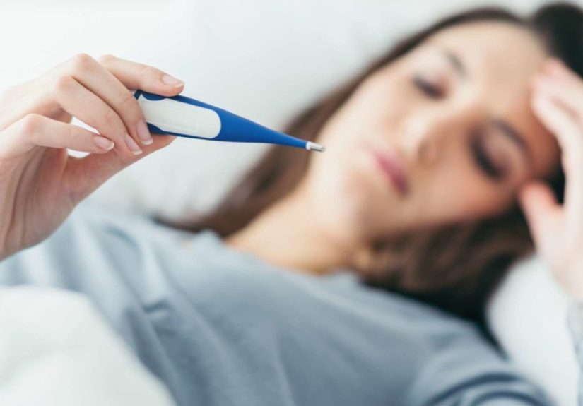Can allergies cause a fever or flu-like symptoms?