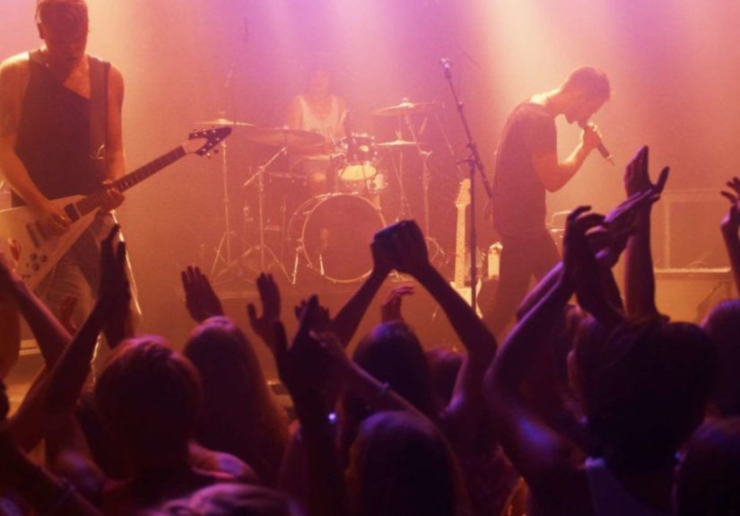 Ears ringing after concert: 5 remedies and when to see a doctor