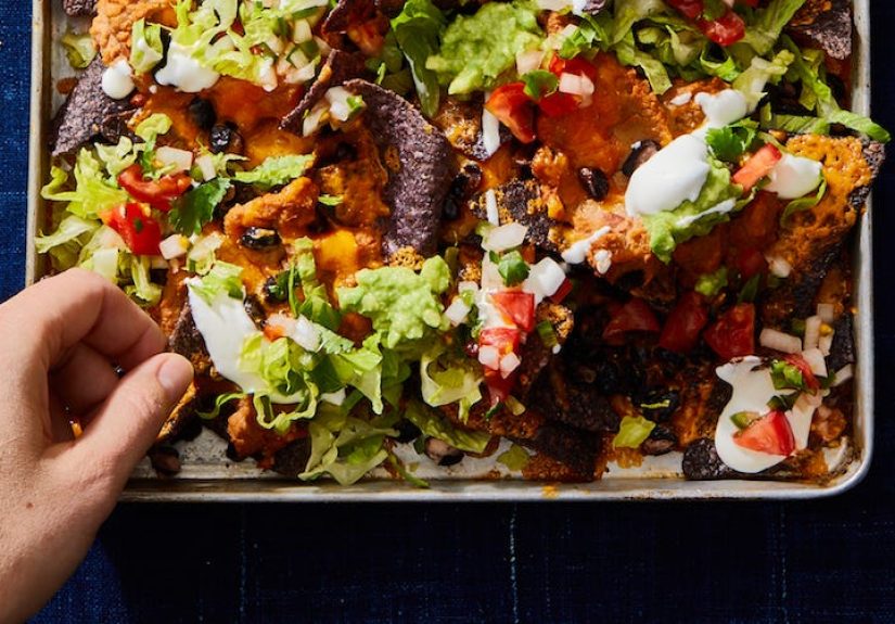 How to Make Nachos the Quick and Easy Way - Best Nachos Recipe