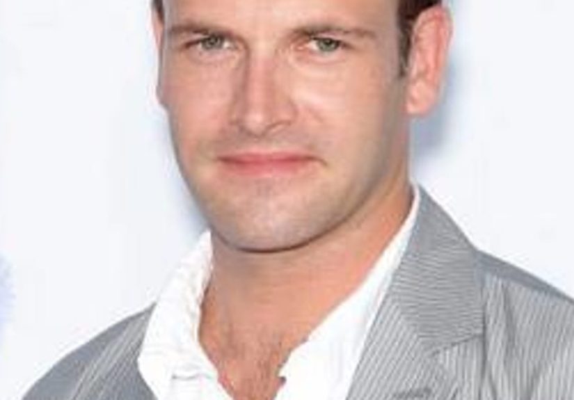 Jonny Lee Miller Rankings And Opinions