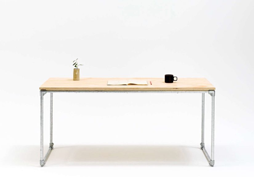 George & Willy’s Draughtsman Table