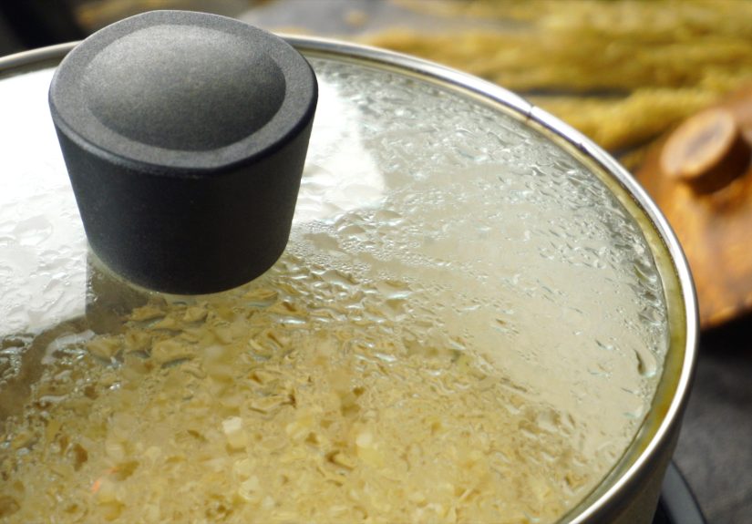 How to Cook Rice with Chicken Broth: 10 Steps