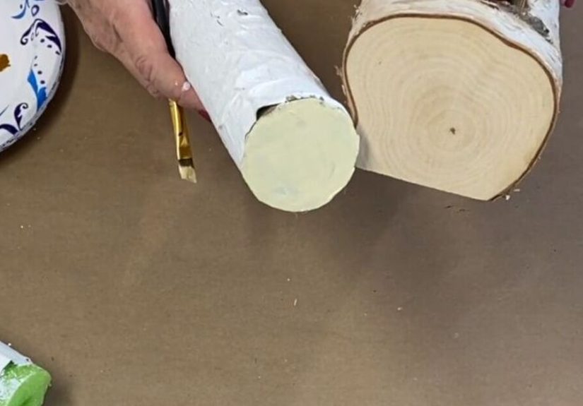 How to Make DIY Birch Logs For a Cute Christmas Planter