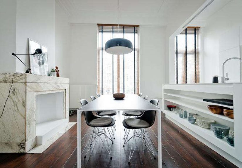 Reader Rehab: An Art Nouveau Apartment in Antwerp