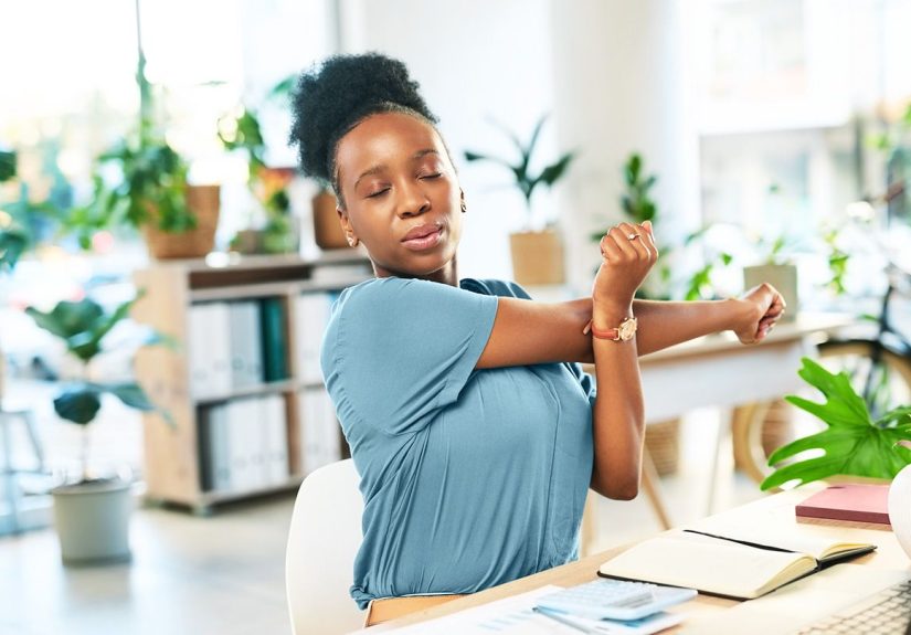 Top 10 Desk Stretches to Relieve Tight Muscles